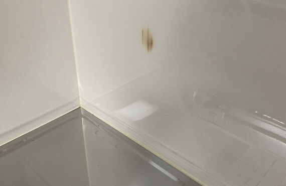 キッチンパネルの焦げもきれいに補修いたします！ 埼玉の補修業者なら高技術の東京原状回復センター